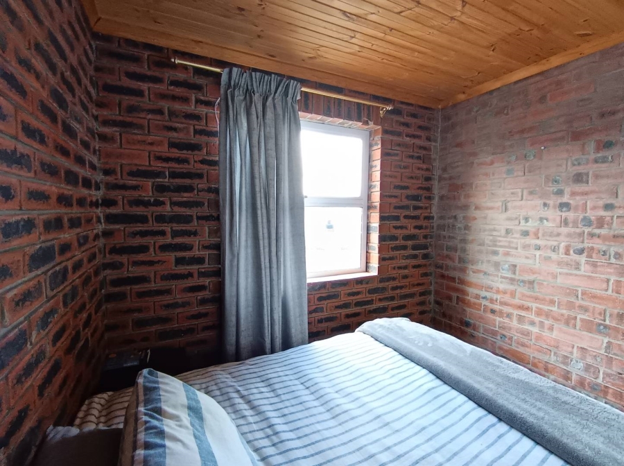 2 Bedroom Property for Sale in Pearly Beach Western Cape